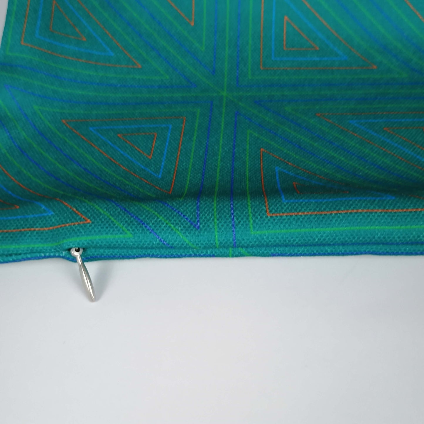Green Traingles Cushion 40x40