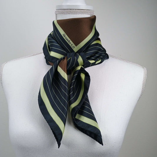 Square Striped silk scarf of brown and gold 90 tied around the neck