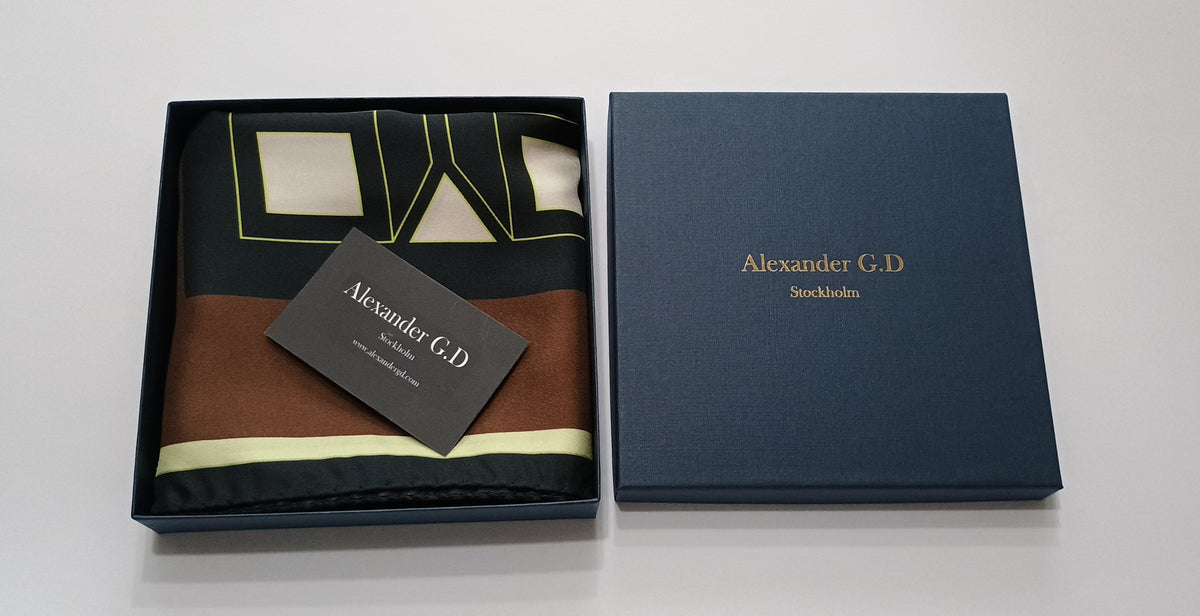 Granada Silk Scarf 90