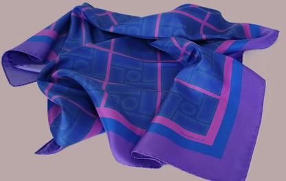 Roman silk scarf showing the softness of silk material with its hemming